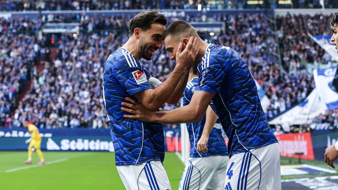 2. Bundesliga: Schalke mit Sieg über Elversberg wieder Spitze