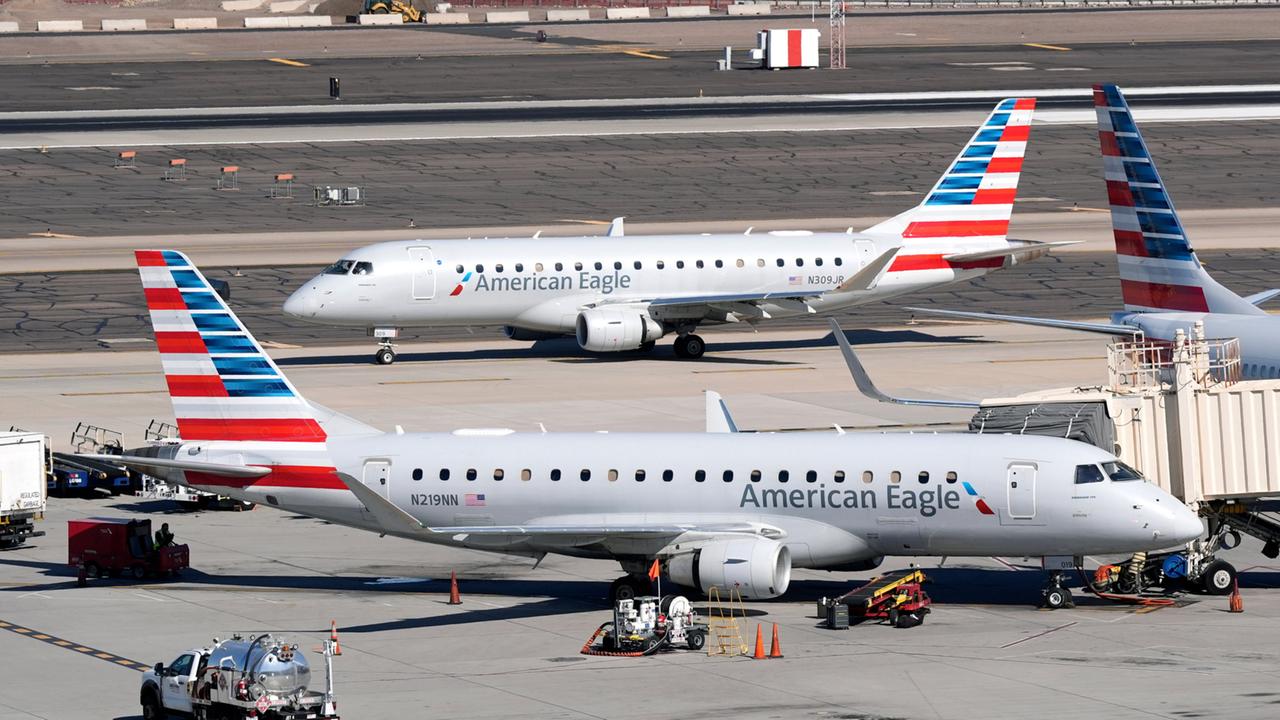 Hunderte Flüge ausgefallen - Sondersitzung zu "Shutdown" in USA