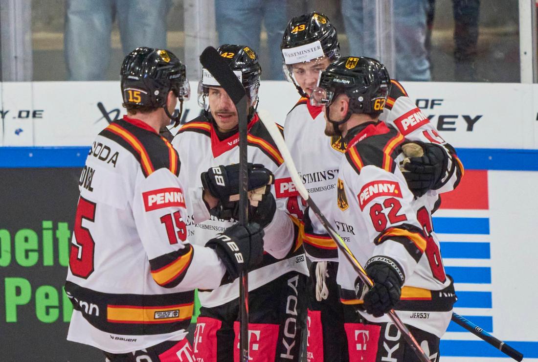 Die DEB-Auswahl trifft beim Deutschland Cup auf Östrerreich.