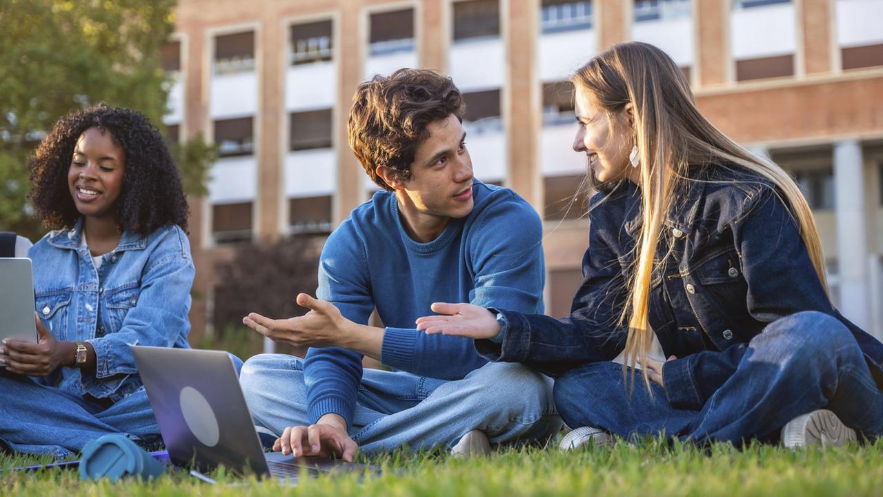 Mehrsprachigkeit hält das Gehirn fit