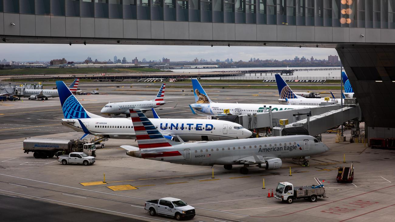 US-Haushaltssperre: Trump fordert Fluglotsen zum Arbeiten ohne Bezahlung auf