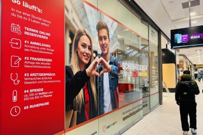"Zukunftsfähig": DRK-Blutspendezentrum mit neuem Standort in Chemnitz - Blutspende beim Shoppen: In der Sachsenallee warten 20 moderne Liegen auf Spender. Der neue Standort ist gut erreichbar.