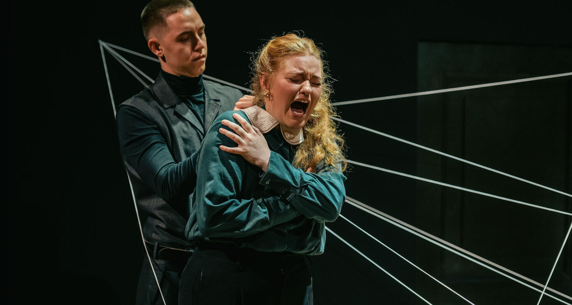 Das Tagebuch der Anne Frank als Oper in zwei Teilen