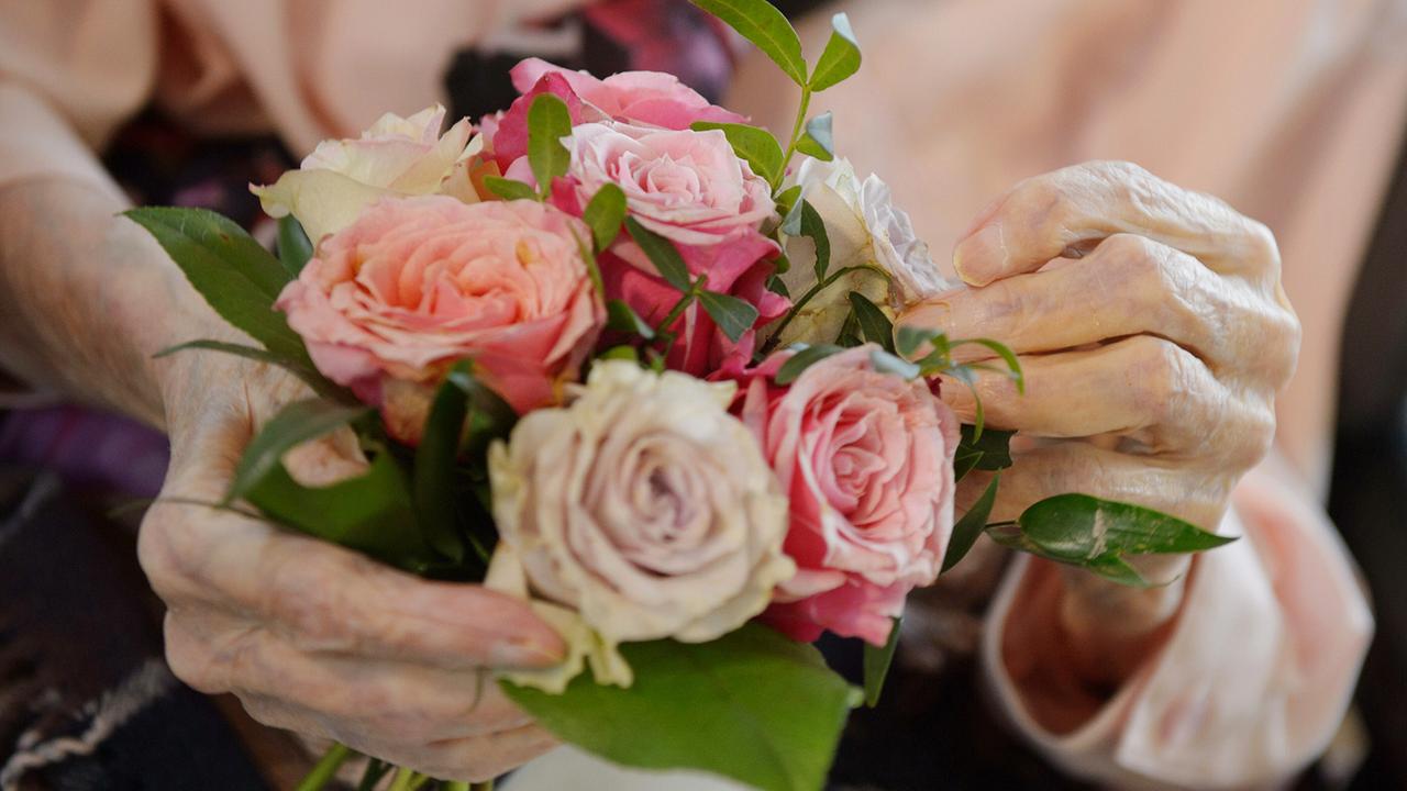 Berlin: Älteste Berlinerin feiert 111. Geburtstag - am 11.11.