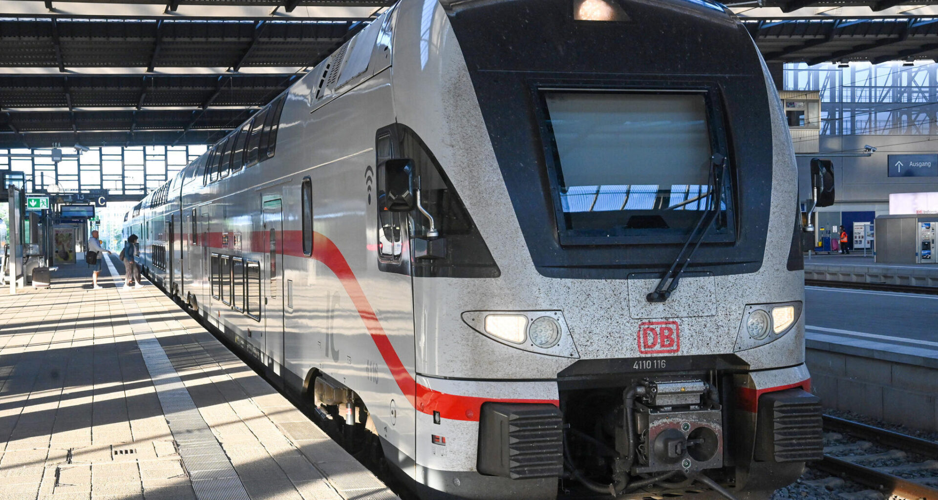 Intercitys von Rostock nach Chemnitz über Freiberg am Montagabend mit Verspätung