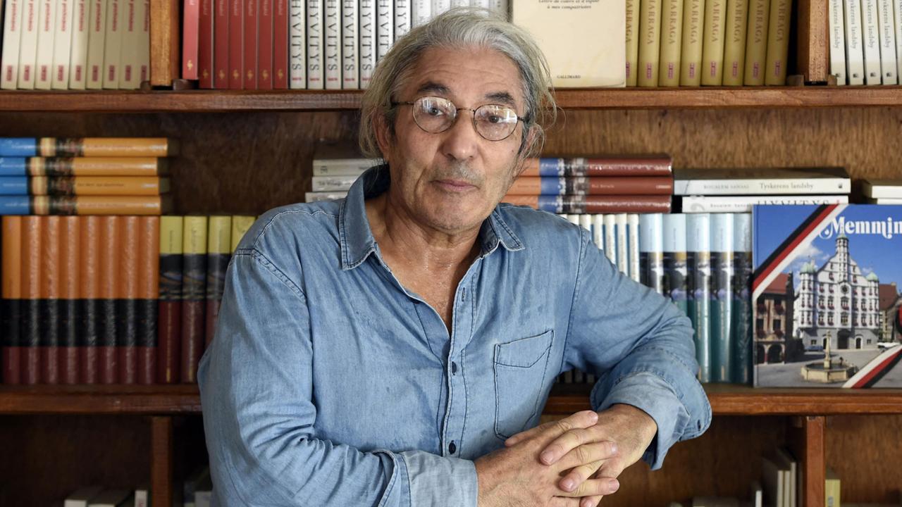 Algerien begnadigt Schrifsteller Sansal - nach Gesuch Steinmeiers