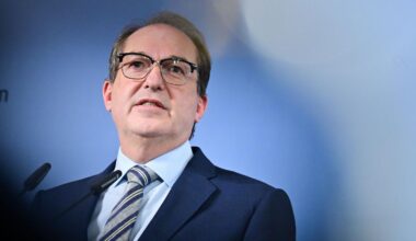 Abschiebungen nach Syrien: Dobrindt macht Verbleib von Syrern von Integration abhängig