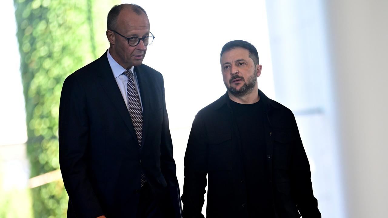 Merz fordert von Selenskyj weniger Ausreisen junger Ukrainer