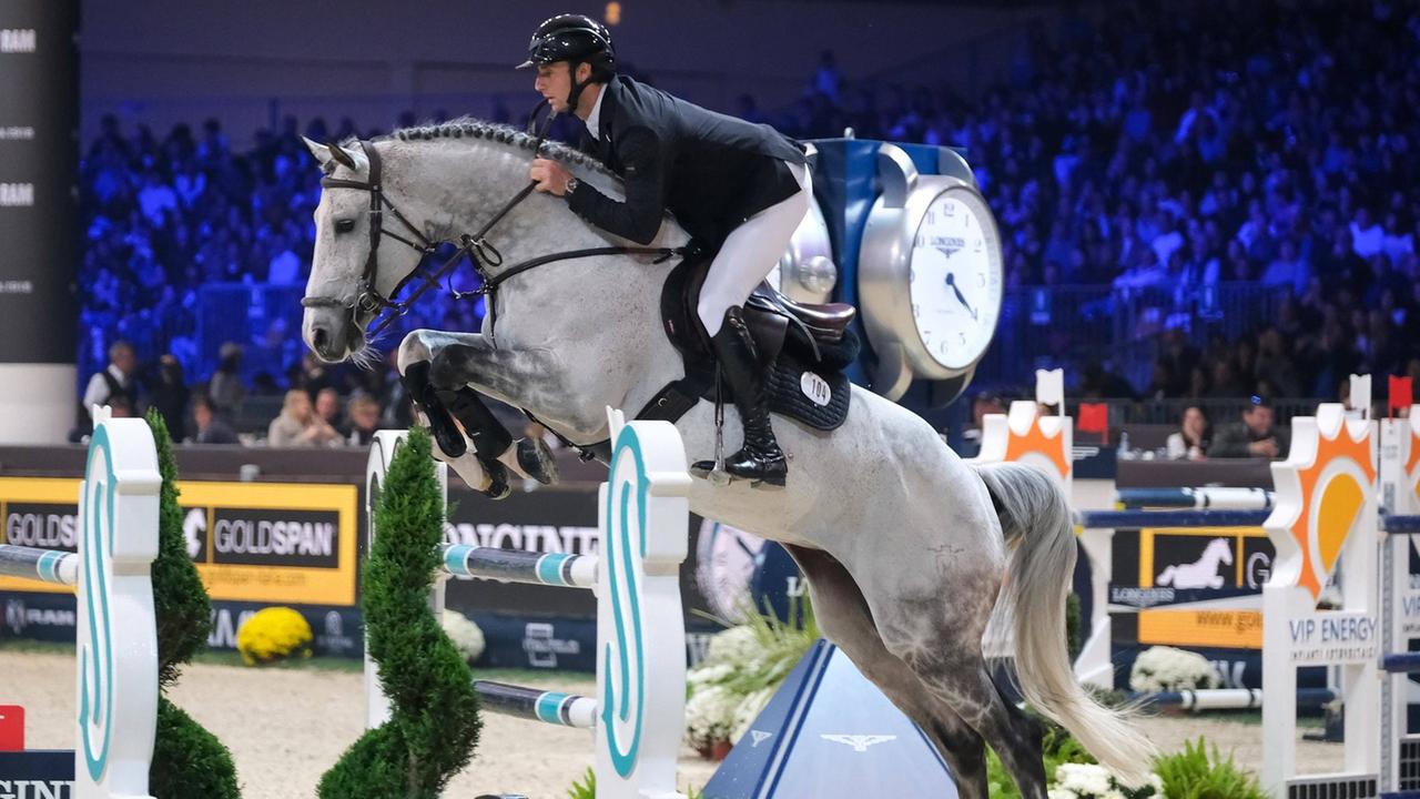 German Masters: Richard Vogel mit Cloudio springt in Stuttgart auf Platz zwei