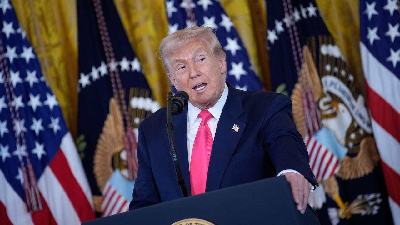 US-Präsident Trump nimmt Zölle auf bestimmte Lebensmittel zurück