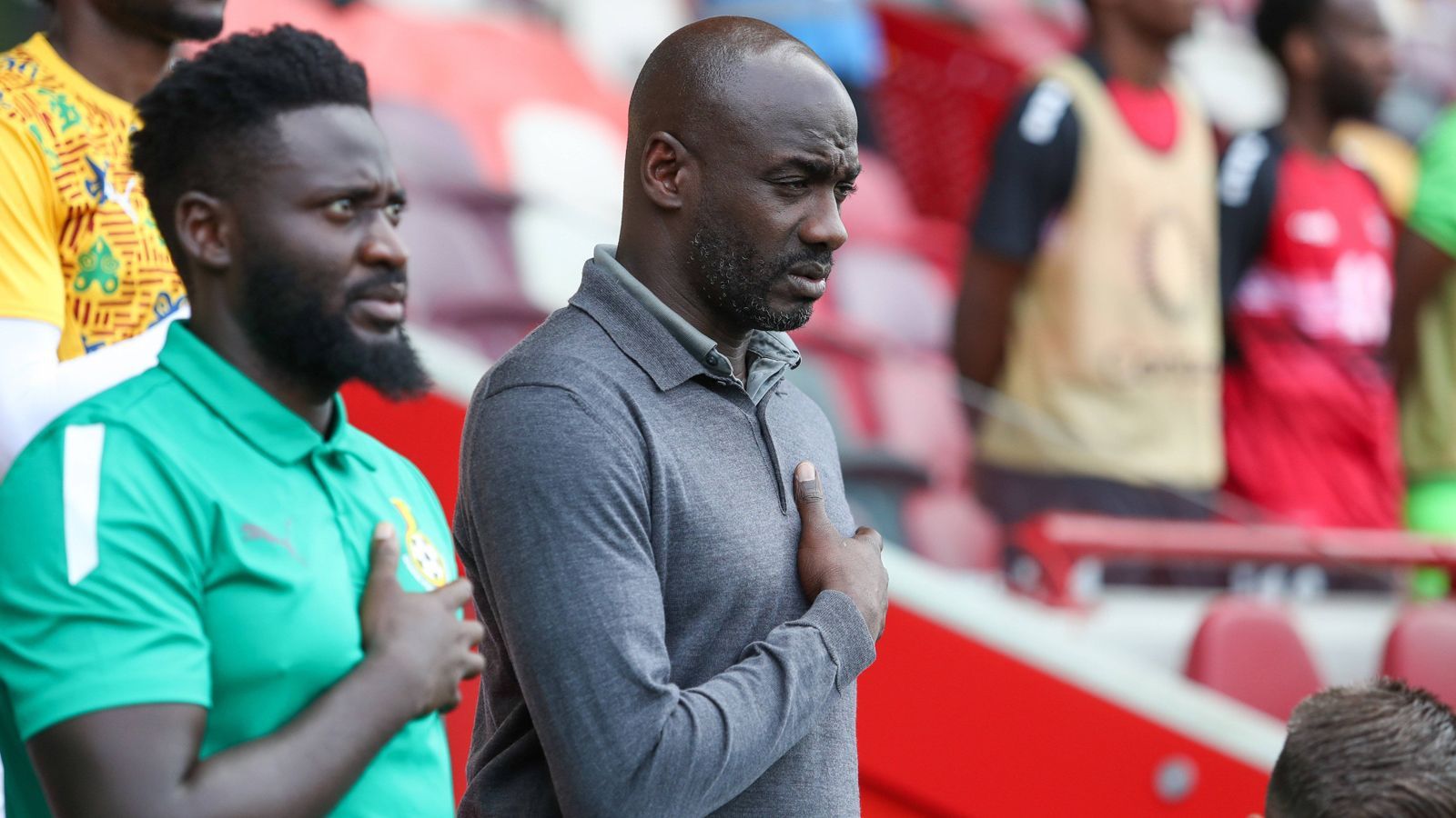 <strong>Ghana</strong><br>Ex-Bundesliga-Profi Otto Addo hat Ghana als Trainer zur WM 2026 geführt. Am letzten Spieltag der Afrika-Qualifikation gewann das Team des 50 Jahre alten Hamburgers mit 1:0 (0:0) in Accra gegen die Komoren. Mohammed Kudus von Tottenham erzielte den Treffer des Abends (47.). Selbst eine Pleite hätte gereicht, weil Madagaskar parallel mit 1:4 (0:2) in Mali verlor. Ghana qualifizierte sich als 21. Nation für die XXL-WM im Sommer 2026.