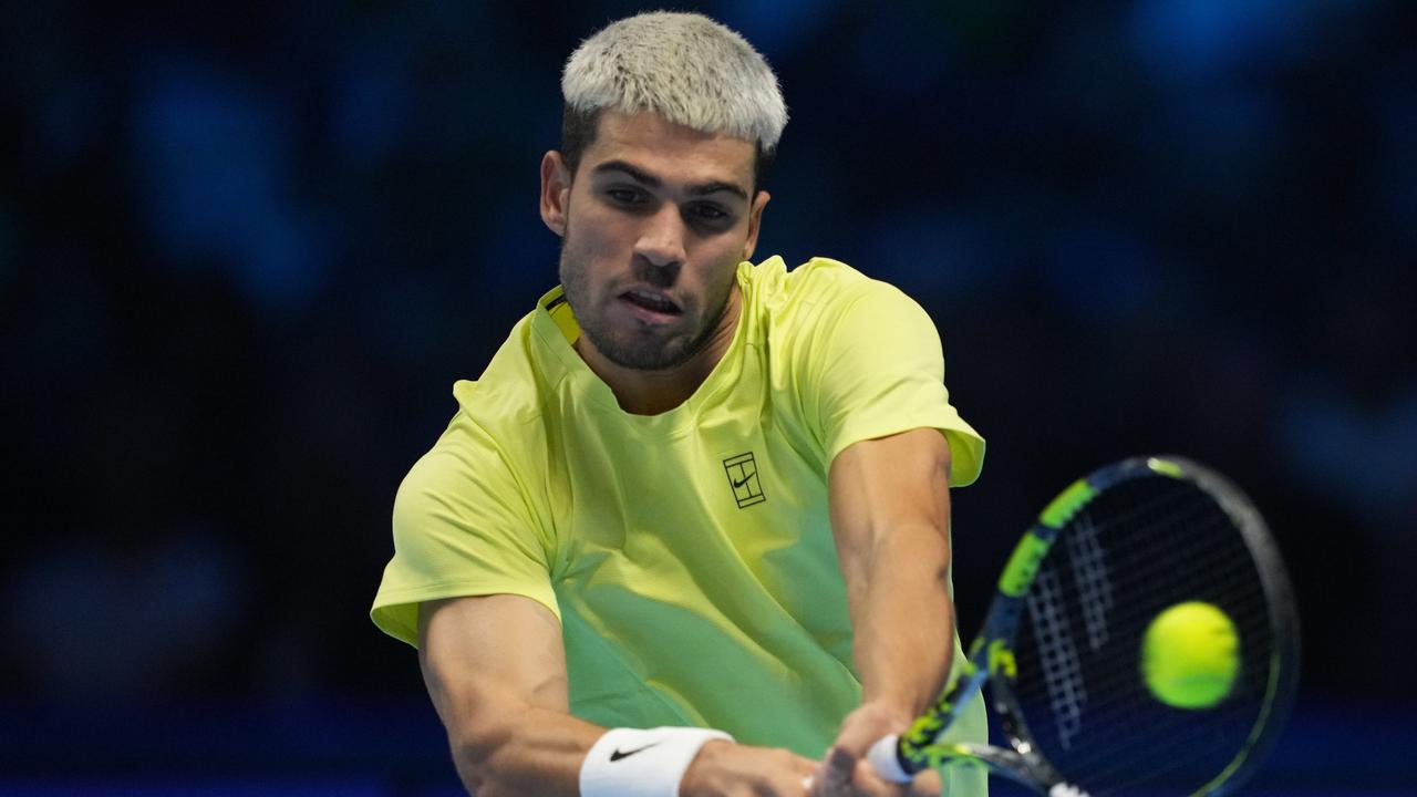 ATP Finals Turin: Traumfinale perfekt: Alcaraz siegt gegen Auger-Aliassime