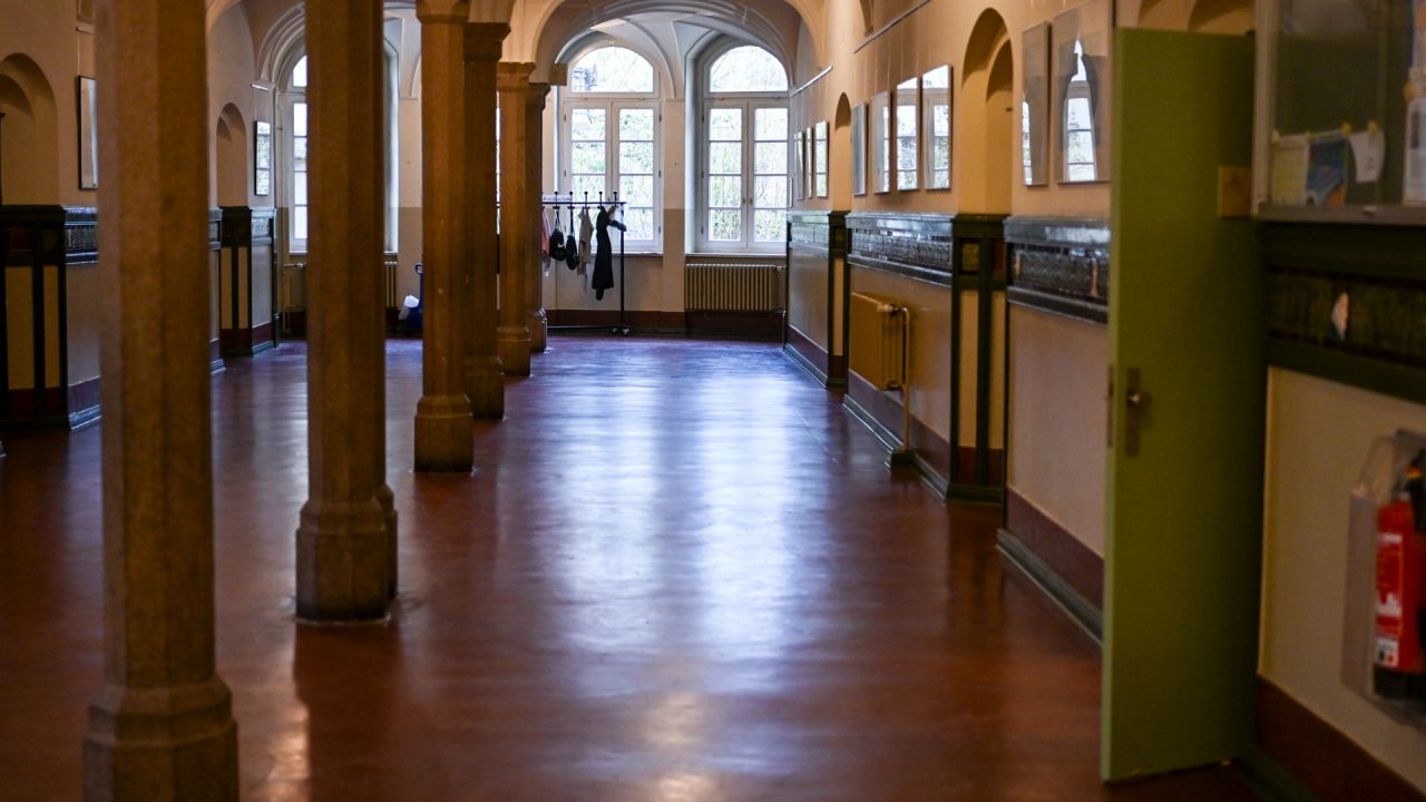 Polizei stuft angebliche Anschlagspläne an Berliner Schulen als nicht ernst ein