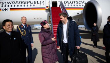 Finanzminister Klingbeil reist nach China - und erntet Kritik