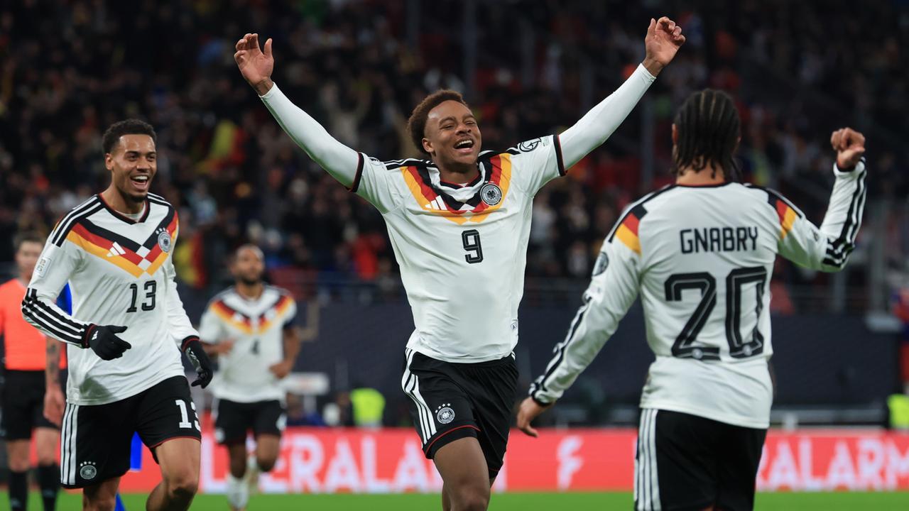 Deutschland mit 6:0 gegen Slowakei für Fußball-WM 2026 qualifiziert