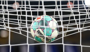 Drei Platzverweise bei brisantem A-Liga-Match, aber auch Positives