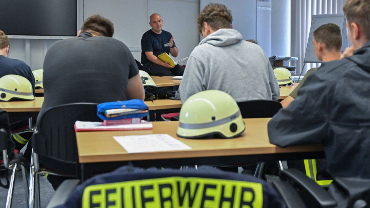 Neues Feuerwehr-Wahlpflichtfach an Berliner Schule