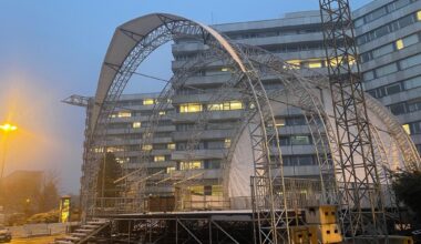 Zum Kulturhauptstadt-Finale: Mega-Bühne in Chemnitz steht