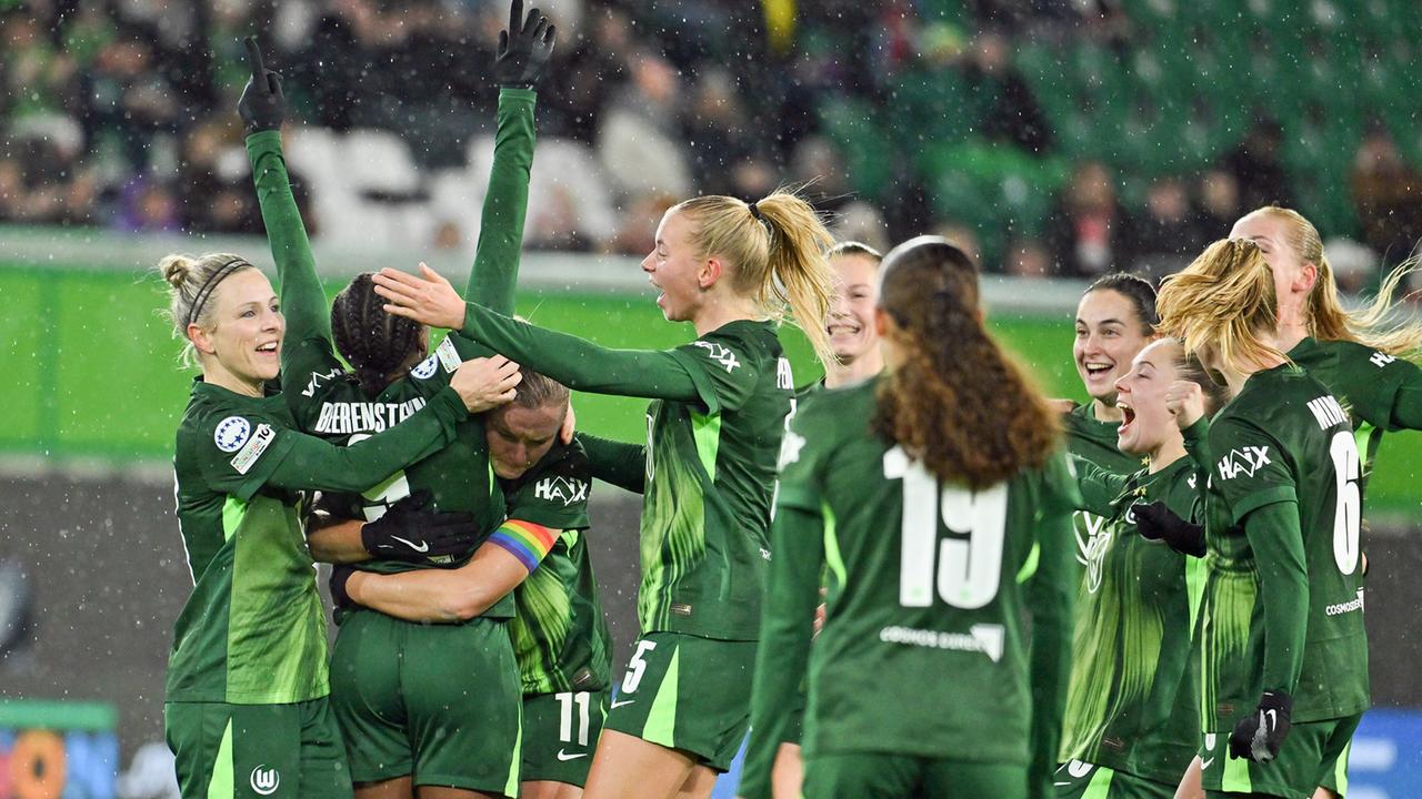 Champions League: VfL Wolfsburg schlägt Manchester United 5:2
