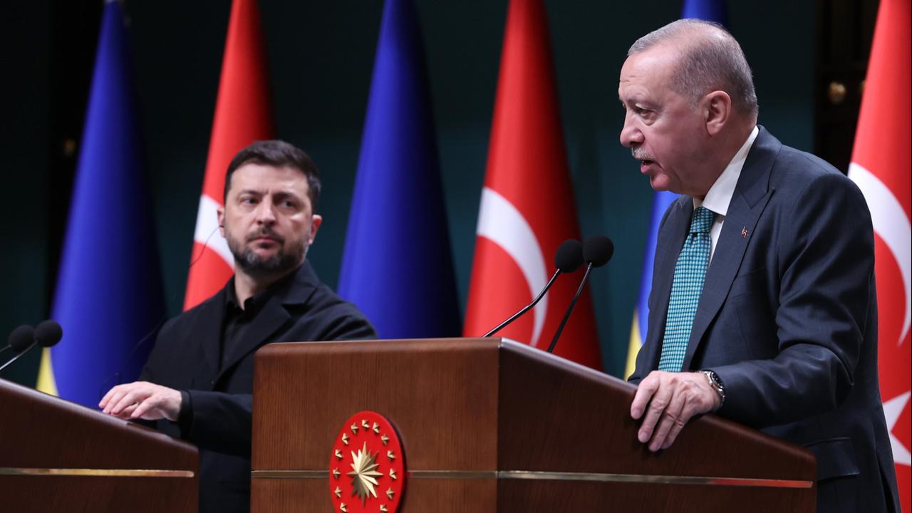 Krieg gegen die Ukraine: Ein Aufruf und angebliche Geheimabsprachen