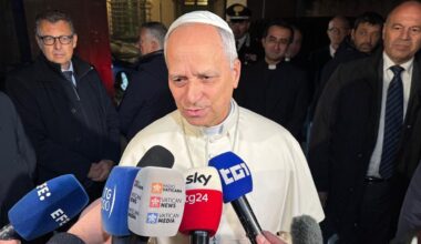 Papst fordert Waffenstillstand und Dialog: „In der Ukraine sterben weiter Menschen"