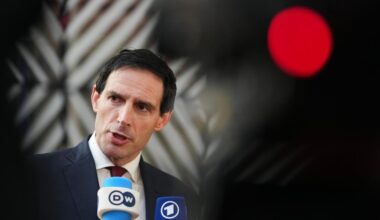 Weltklimakonferenz: Klimakonferenz: EU erhöht Druck beim Ausstieg aus Öl und Gas