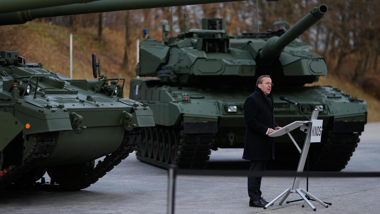 Bundeswehr: Bundesverteidigungsministerium will weitere Leopard-Panzer bestellen