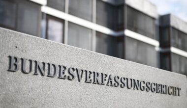 Karlsruhe rügt Durchsuchung ohne Beschluss bei Abschiebung