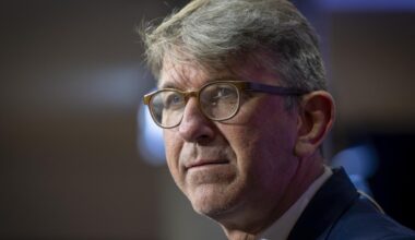 Kulturstaatsminister Weimer trennt sich von Firmenanteilen