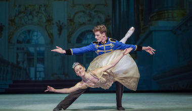 Nussknacker tanzt im Opernhaus in die Adventszeit