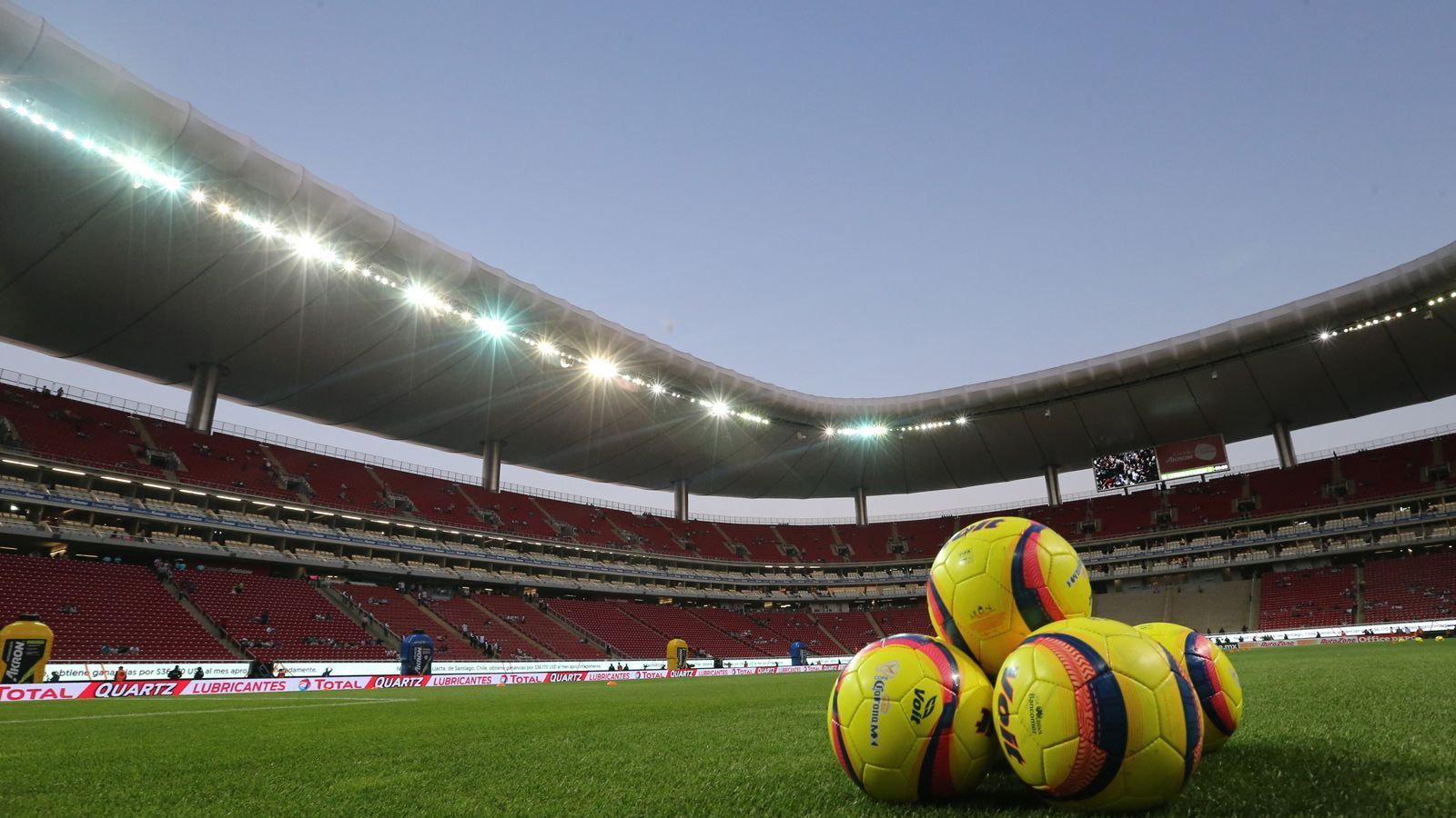 <strong>Guadalajara/Mexiko: Estadio Akron</strong><br>
                Kapazität: 45.500<br>WM-Spiele: 4 (4 Gruppenspiele)