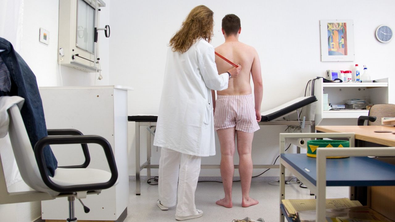 Bundeswehr plant neue Musterungszentren – auch in Berliner Kaufhäusern?