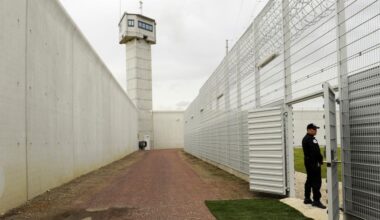 Frankreich: Französische Gefängnisse beschlagnahmen 80.000 Handys von Häftlingen