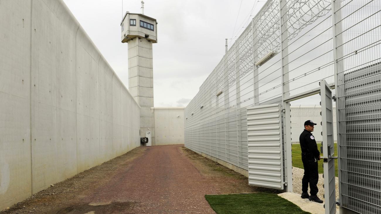 Frankreich: Französische Gefängnisse beschlagnahmen 80.000 Handys von Häftlingen