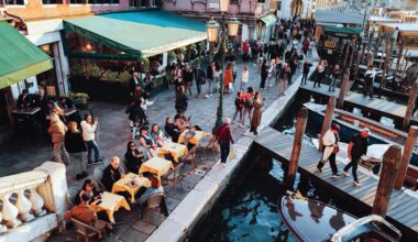 Staatsschulden: Moody's stuft Italiens Kreditwürdigkeit erstmals seit 23 Jahren hoch