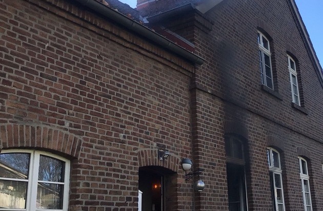 FW-GE: Küchenbrand im Ortsteil Buer