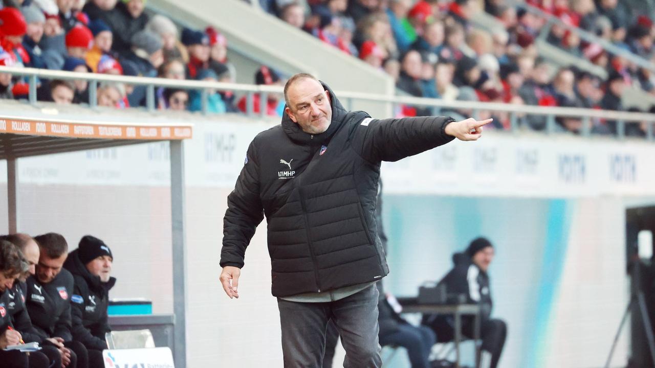 Niederlage gegen Mönchengladbach: Trotz Elfer-Ärger: Heidenheim nimmt sich selbst in die Pflicht