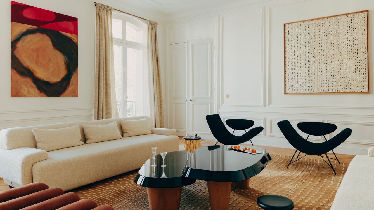 Pariser Chic mit modernen Akzenten: So wurde eine Haussmann-Wohnung für eine kleine Familie wiederbelebt