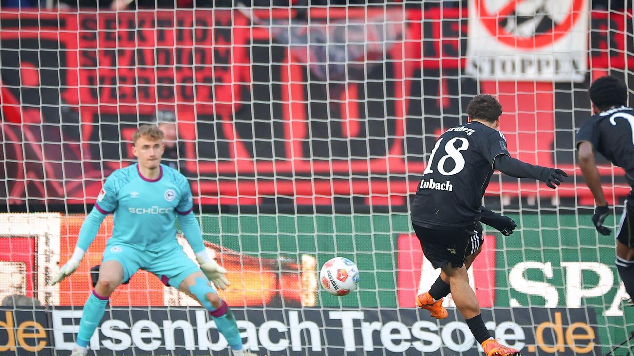 2. Fußball-Bundesliga: 1. FC Nürnberg klettert weiter: "Die Welle reiten"