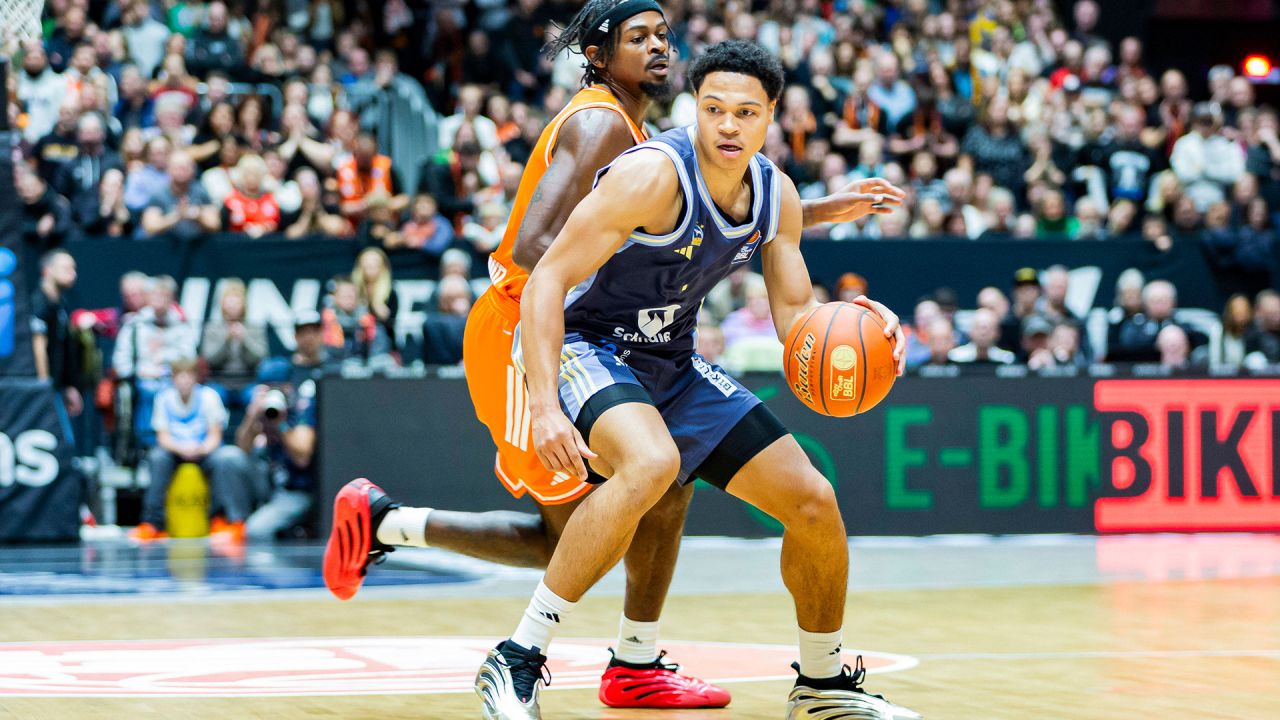 Alba setzt Erfolgsserie fort und siegt in Chemnitz