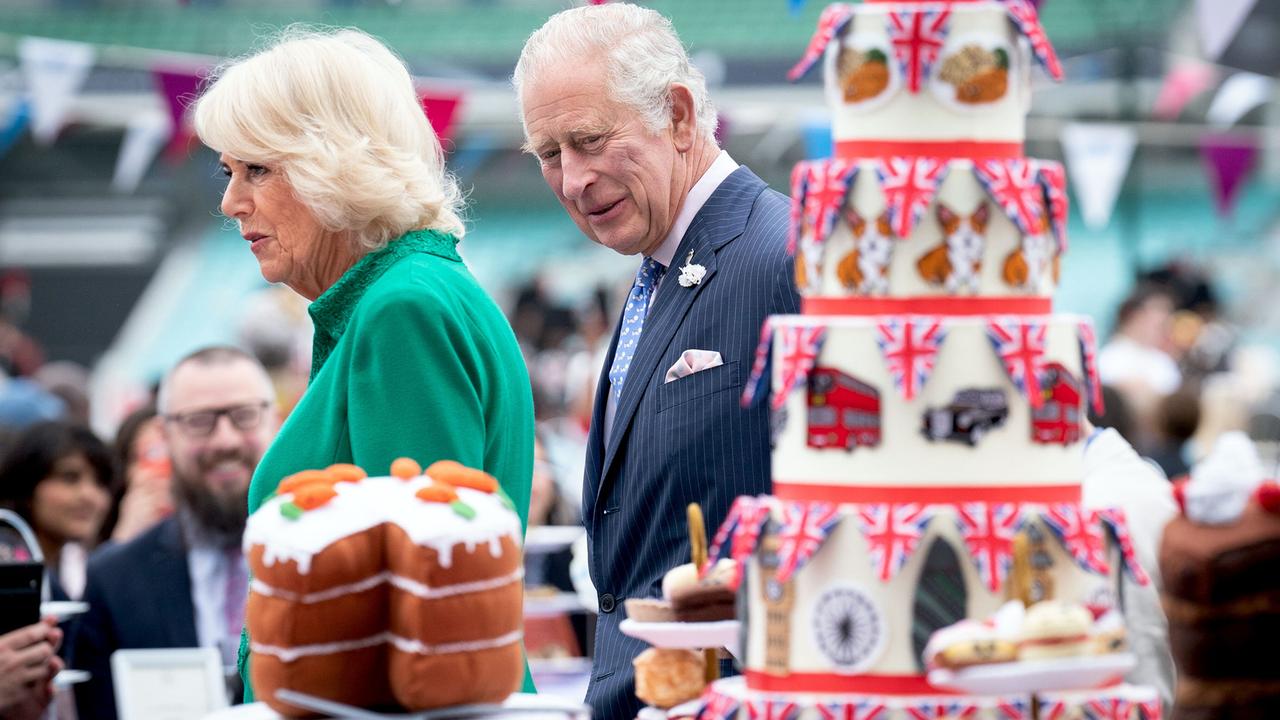 König Charles III. und Königin Camilla essen alten Kuchen - aus diesem Grund