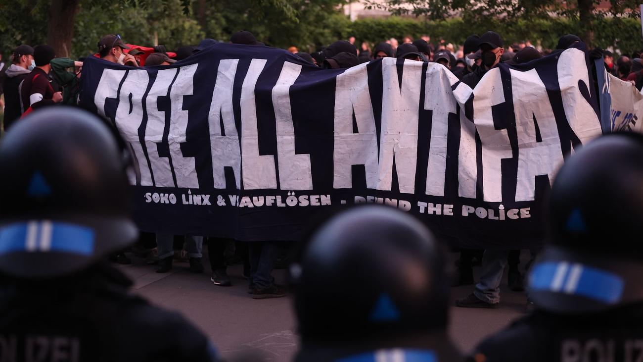 Extremismus: Mammutprozess gegen mutmaßliche Linksextremisten in Dresden