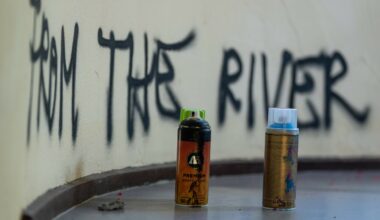 OVG Münster – Kein Existenzrecht für pauschales Verbot von Parolen