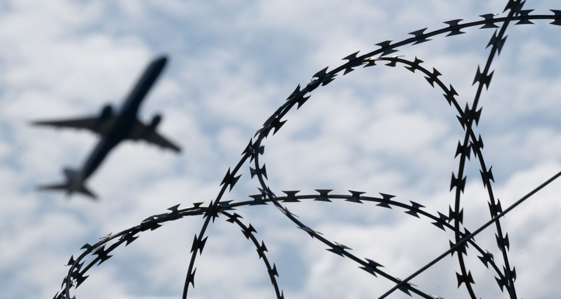 Tag gegen Gewalt gegen Frauen – Berlin: Schutz für Frauen hat Grenzen