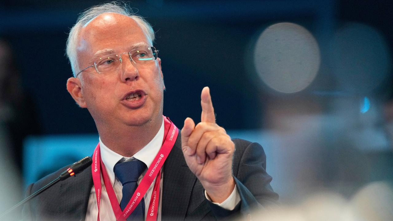 Welche Rolle spielt Putins Gesandter Kirill Dmitrijew?