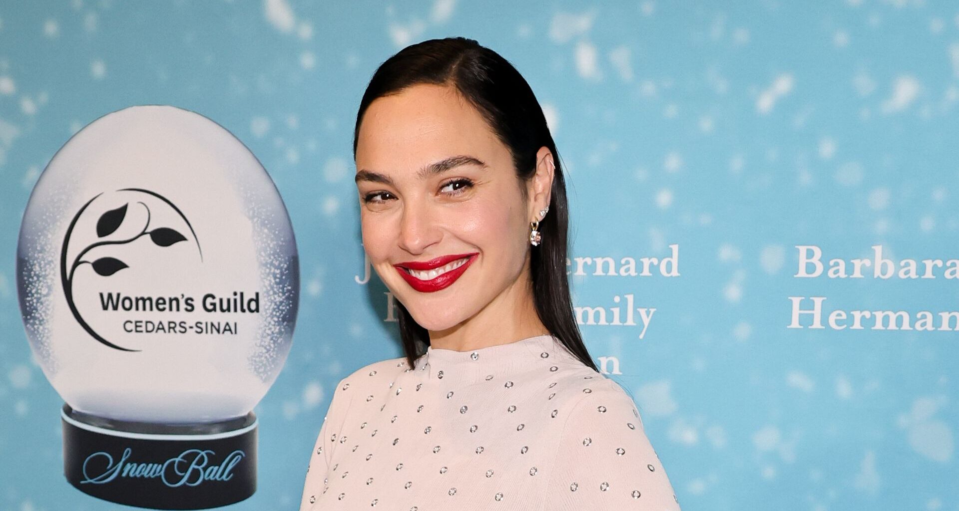 Gal Gadot bei der Women's Guild Cedars-Sinai Fall Snow Ball Gala in Beverly Hills