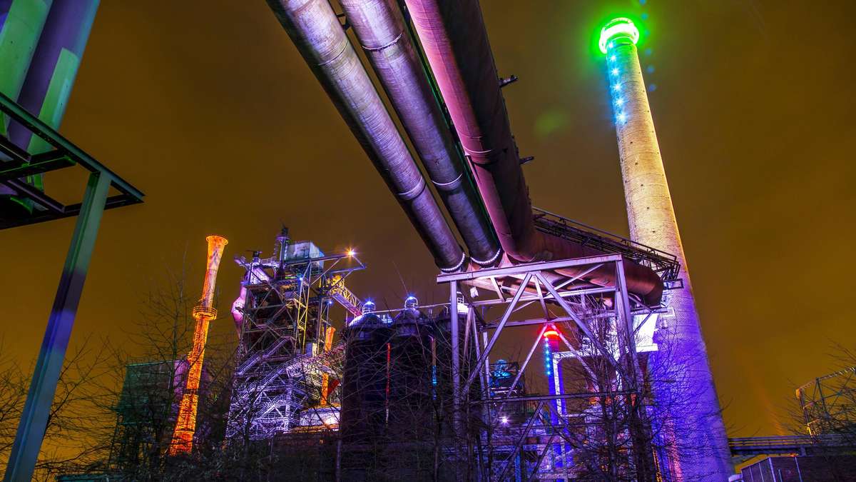 Besondere Fackelwanderungen geben Einblick in Industriekultur