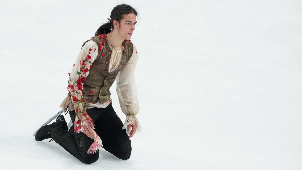 Eiskunstläufer aus Russland und Belarus: IOC benennt erste neutrale Athleten für Olympia 2026