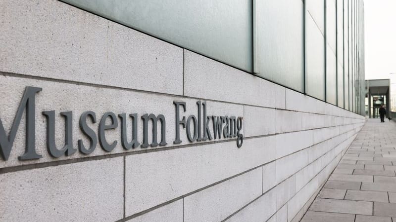 urn:newsml:dpa.com:20090101:251127-935-982396 urn:newsml:dpa.com:20090101:251127-935-982396