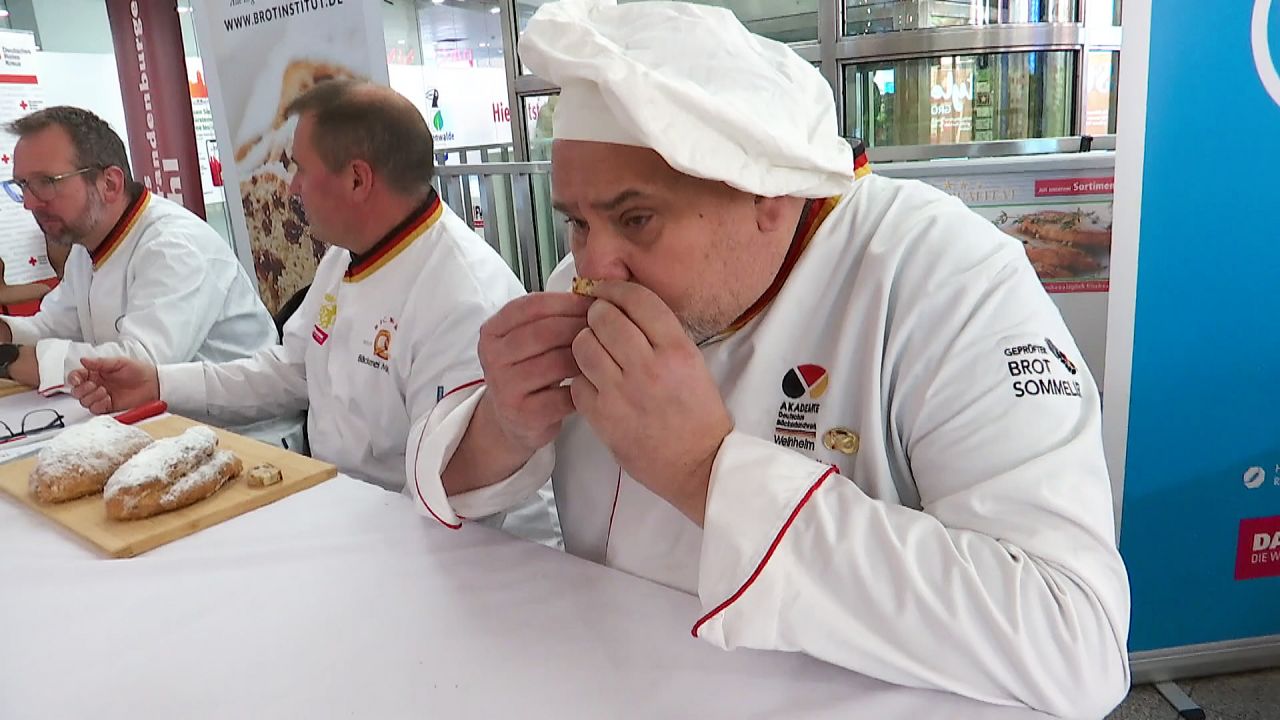 Experten prüfen in Fürstenwalde Dutzende Stollen aus Brandenburg